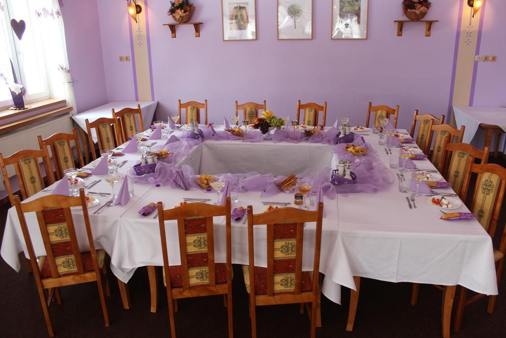 Hotel Saentis Komorní Lhotka Esterno foto